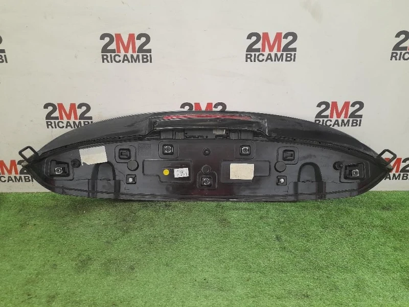 Spoiler Frangivento POST 960306579R Renault CLIO IV 2016