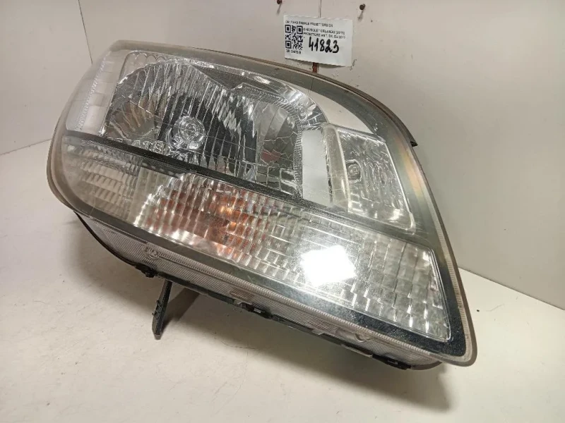 Proiettore ANT DX FARO FANALE PROIETTORE DX Chevrolet Orlando 2011