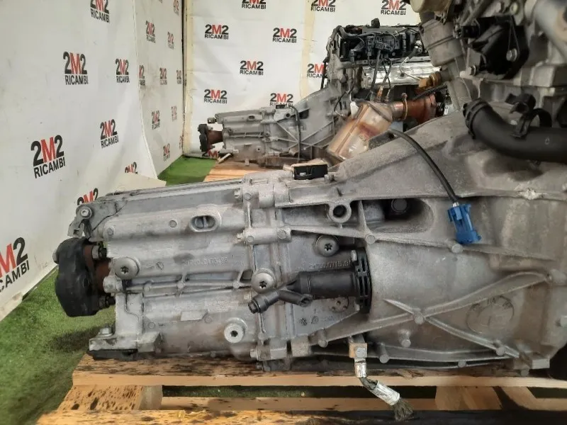 Cambio DANNEGGIATO 23007597917 2170017398 6 MARCE MANUALE Bmw Serie 1 F20 Berlina 2012