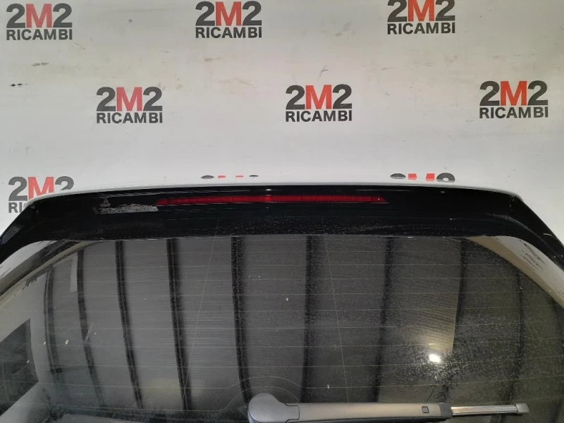 Spoiler Frangivento POST 5G6827936CGRU Volkswagen GOLF VII 2017