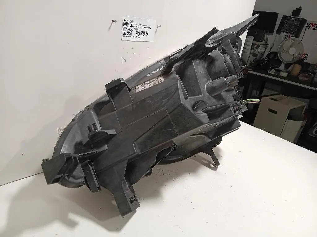 Proiettore ANT DX 90043844 Citroen Berlingo III 2015