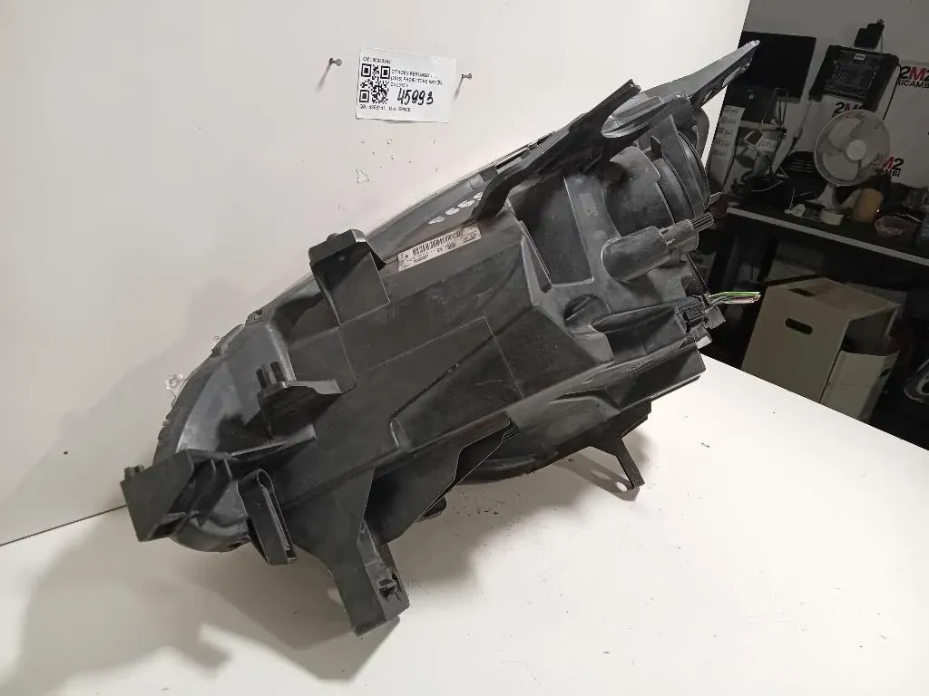 Proiettore ANT DX 90043844 Citroen Berlingo III 2015