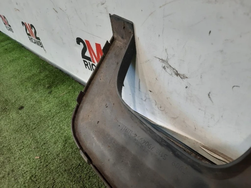 Spoiler Paraurti POST 51127904994 Bmw Serie 5 F10 Berlina 2010