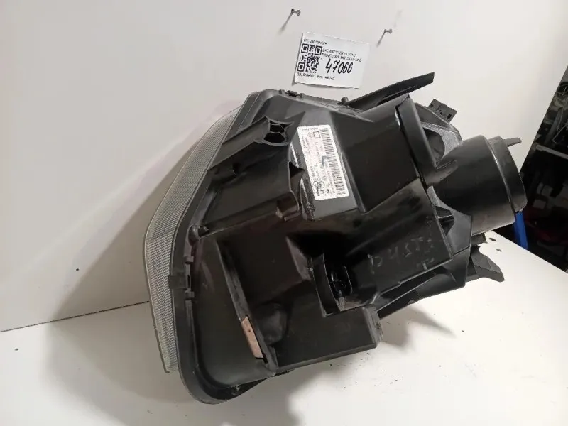 Proiettore ANT DX 260100156R ATTENZIONE AI DIFFETTI Dacia Duster I 2014