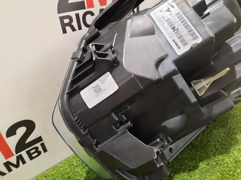 Proiettore ANT DX 260101133R Dacia Duster II 2018