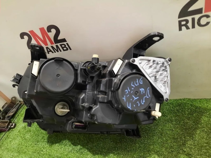 Proiettore ANT DX 260101133R Dacia Duster II 2018