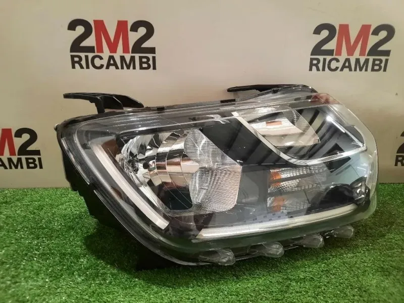 Proiettore ANT DX 260101133R Dacia Duster II 2018