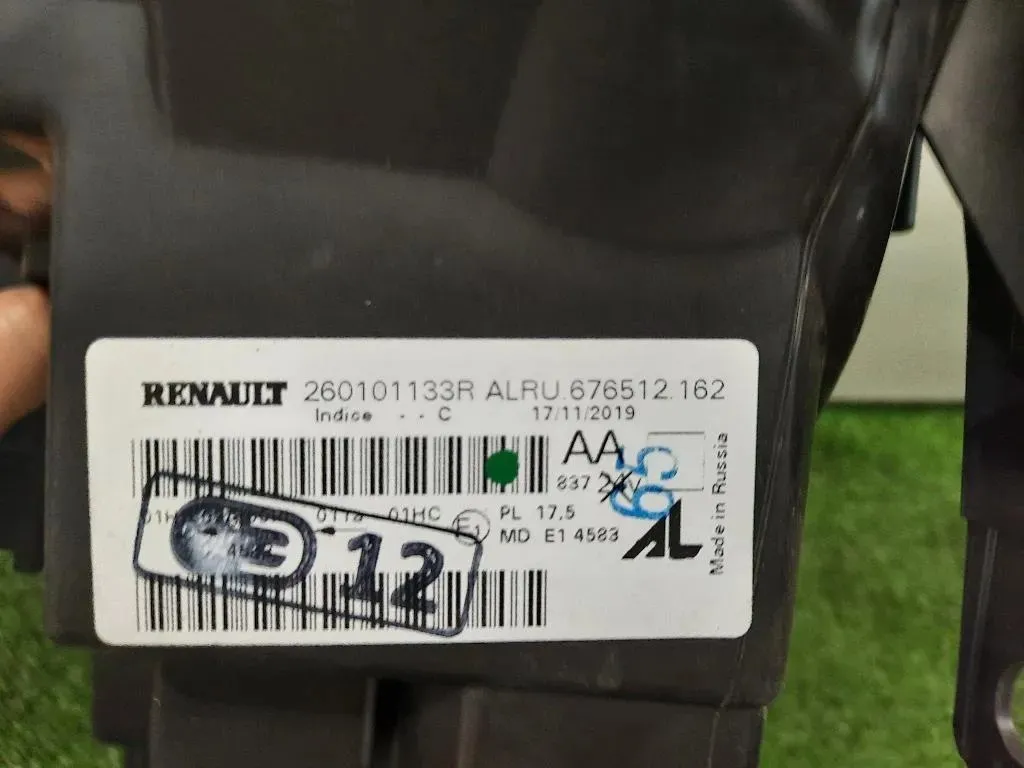 Proiettore ANT DX ATTACCHI ROTTI 260101133R Dacia Duster II 2018