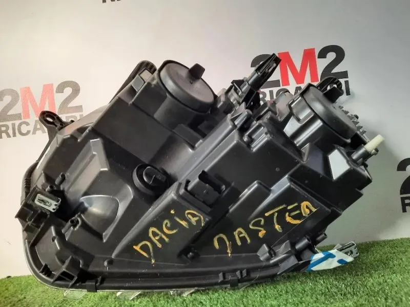Proiettore ANT DX 260101133R Dacia Duster II 2018