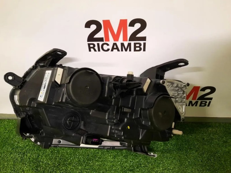 Proiettore ANT DX 260101133R Dacia Duster II 2018