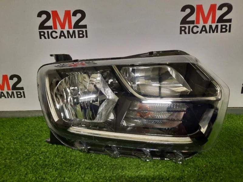 Proiettore ANT DX 260101133R Dacia Duster II 2018