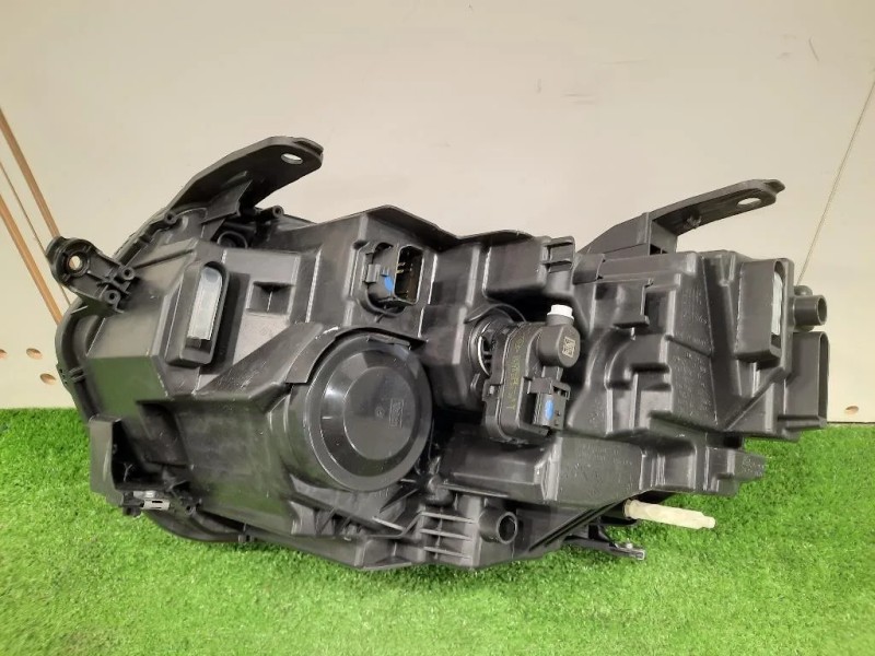 Proiettore ANT DX 260106194R Dacia Duster II 2018