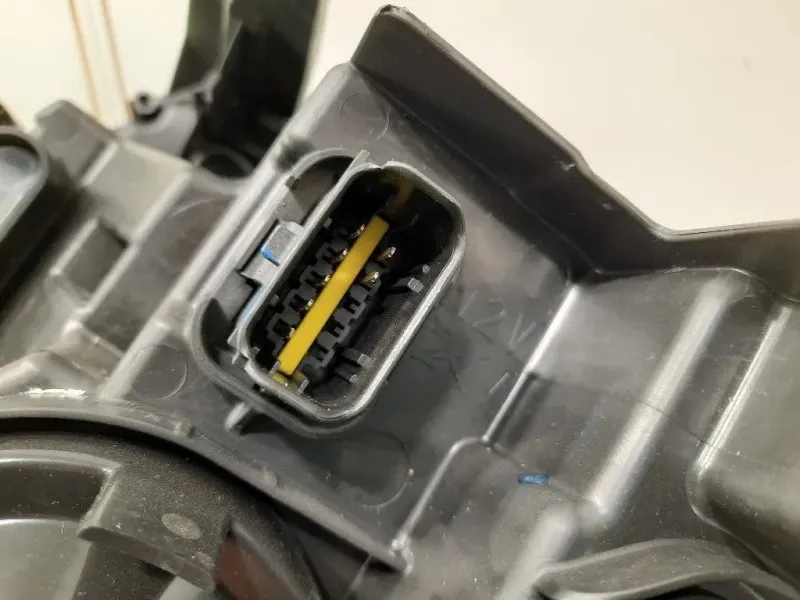 Proiettore ANT DX 260106194R Dacia Duster II 2018