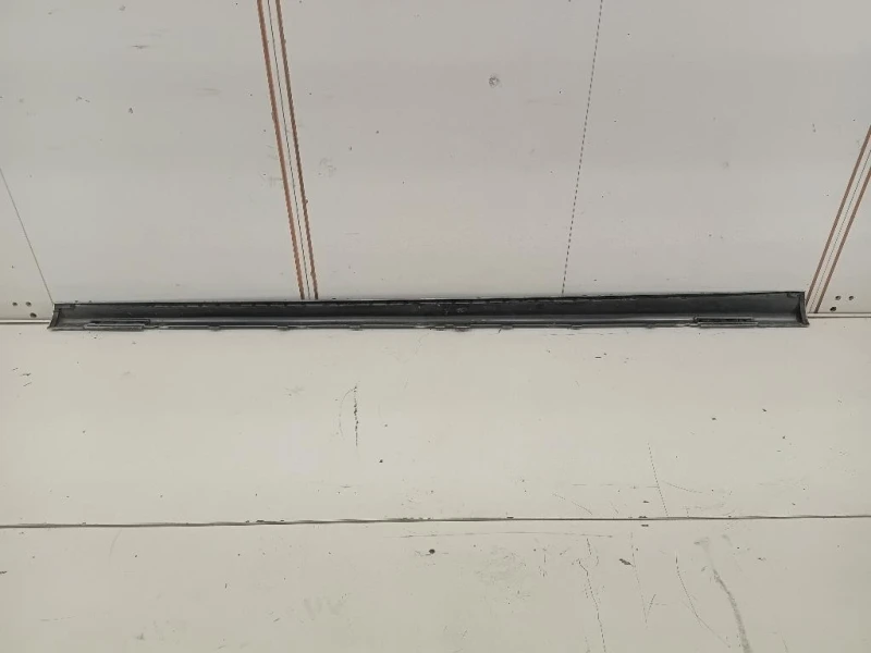 Spoiler Sottoporta DX 8X0 853 446 Audi A1 8X1 2010