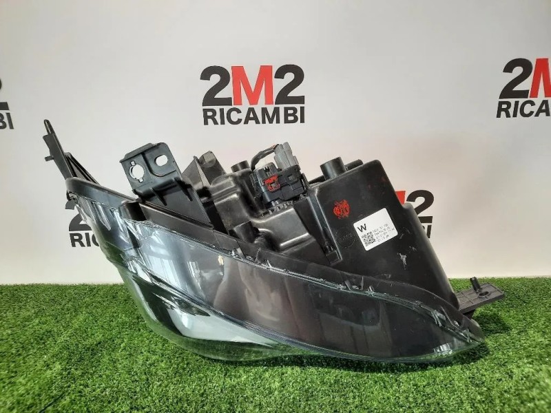 Proiettore ANT DX 6000636478 Fiat 124 Spider II 2016