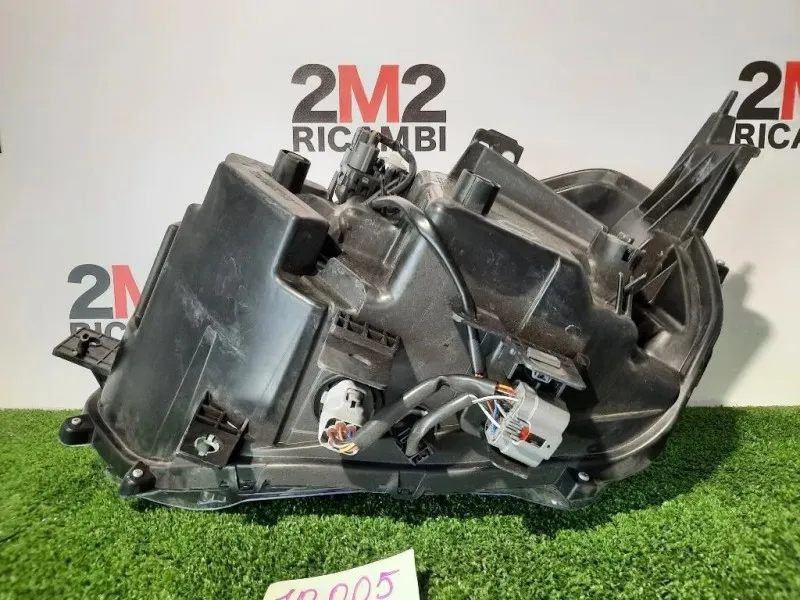 Proiettore ANT DX 6000636478 Fiat 124 Spider II 2016