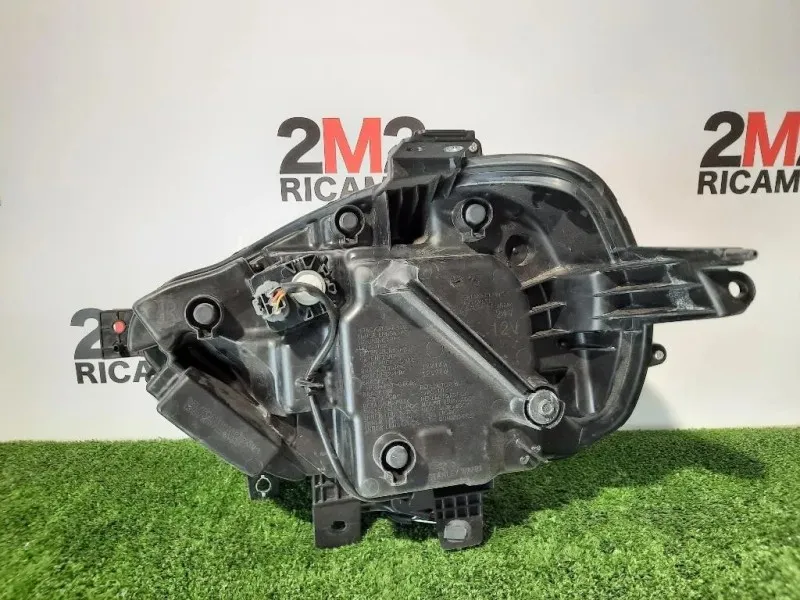 Proiettore ANT DX 6000636478 Fiat 124 Spider II 2016