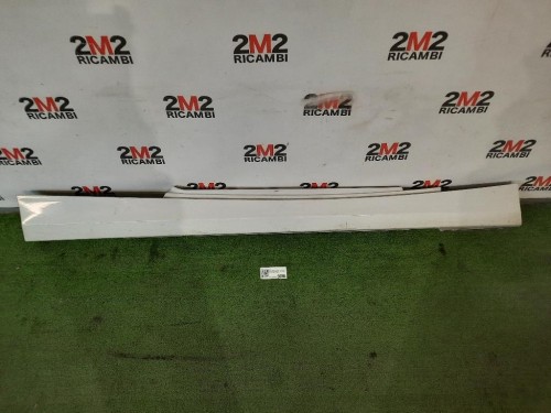 Spoiler Sottoporta DX