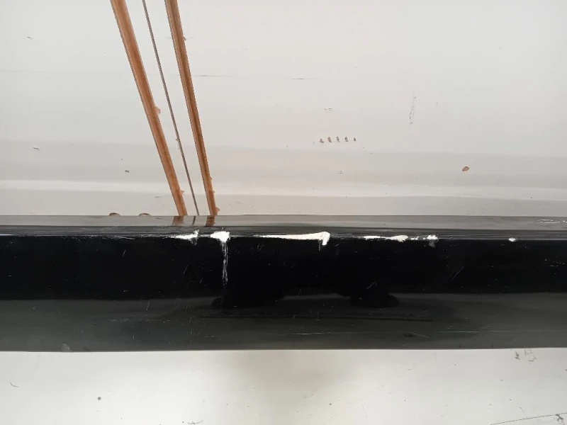 Spoiler Sottoporta DX GX7M-101D56-B Jaguar XE 2015