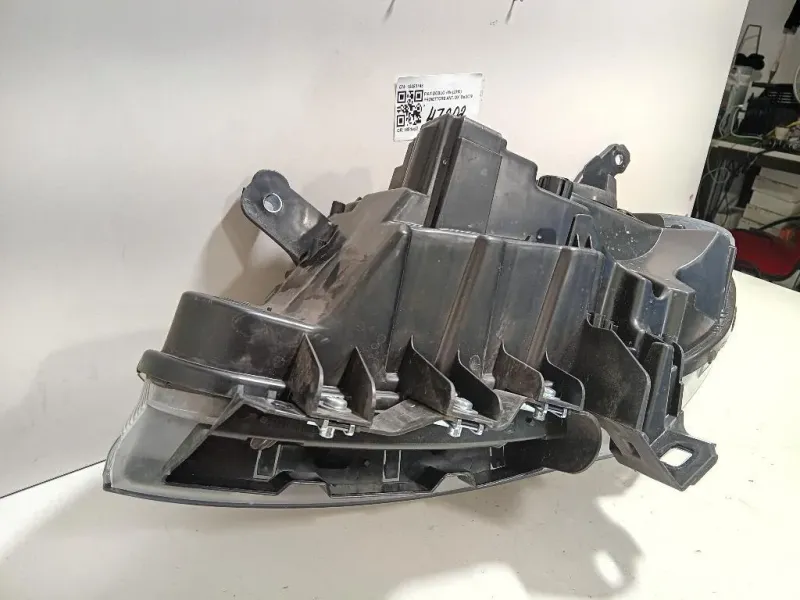 Proiettore ANT DX 10490748 Fiat Doblò III 2015