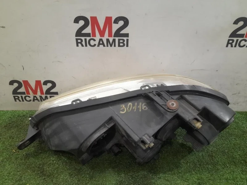 Proiettore ANT DX 89101063 Fiat Punto II 2003