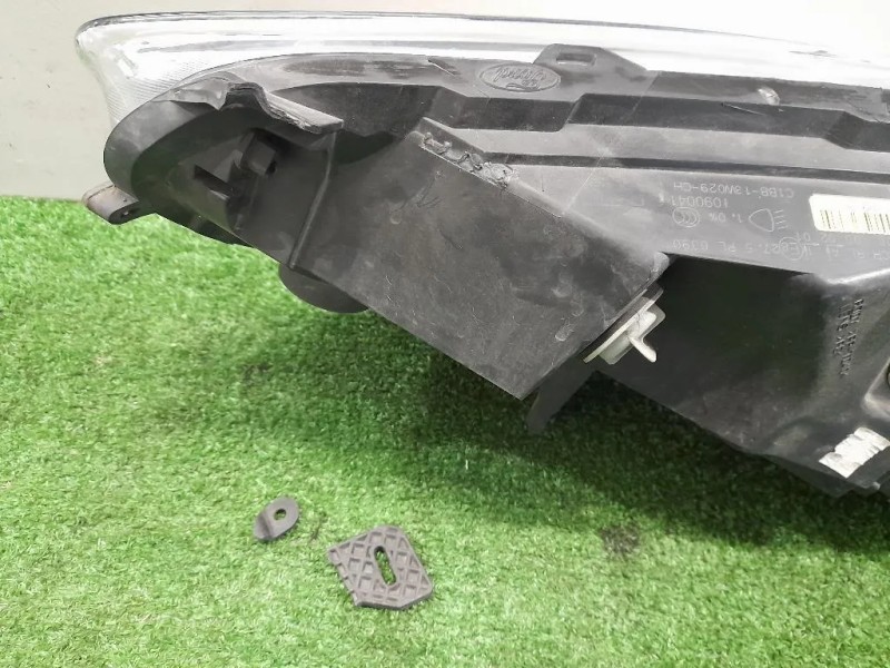 Proiettore ANT DX C1BB13W029CH Ford Fiesta VI 2012