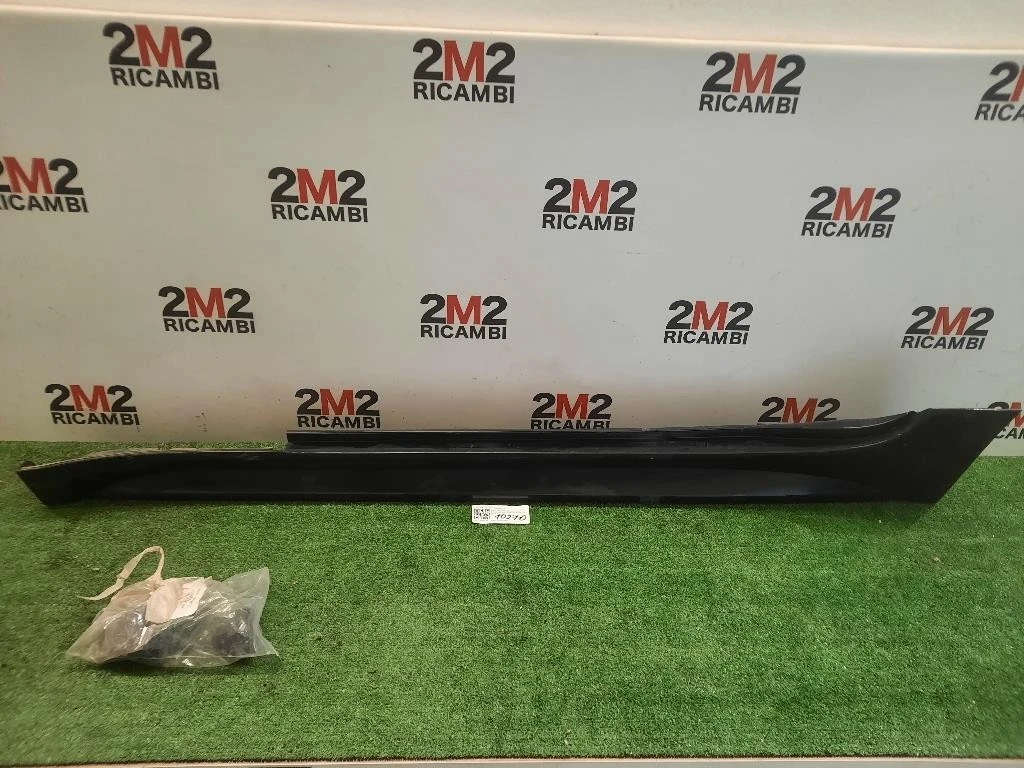 Spoiler Sottoporta SX NA4L51P51 6000621177 Fiat 124 Spider II 2016