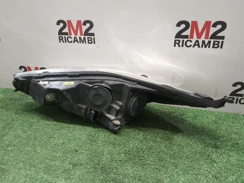 Proiettore ANT DX C1BB13W029CC Ford Fiesta VI 2012