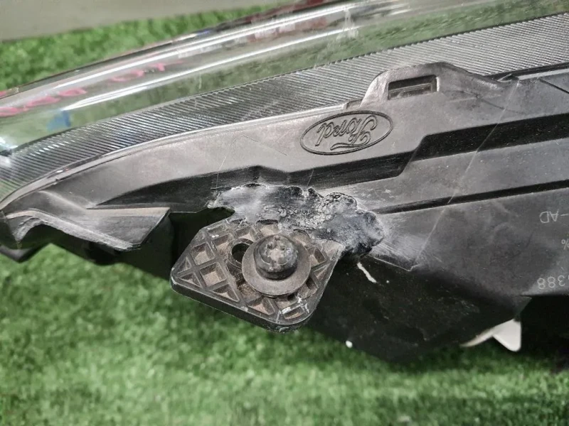 Proiettore ANT DX C1BB13W029AD Ford Fiesta VI 2012