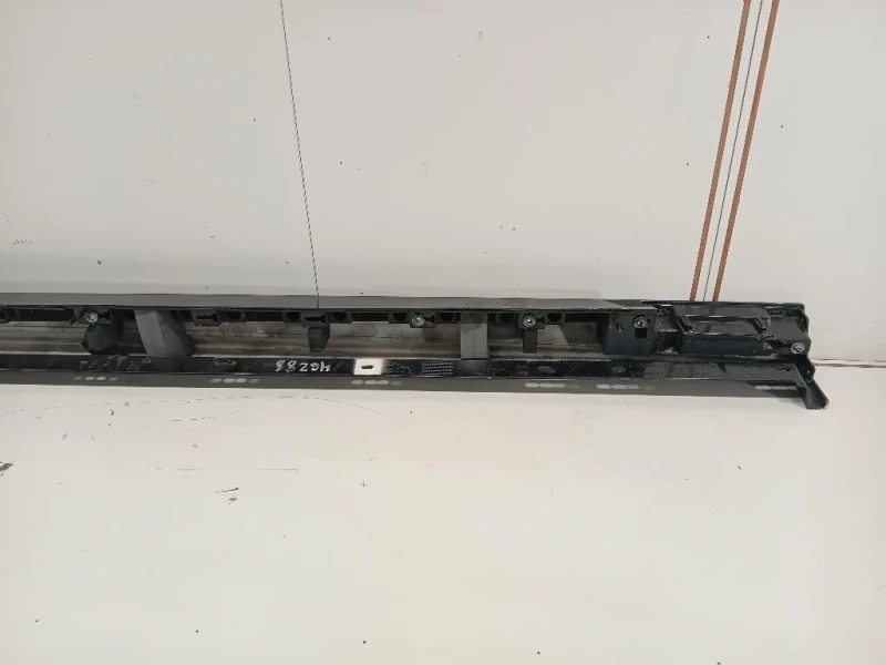 Spoiler Sottoporta SX GX7M-101D57-A Jaguar XE 2015