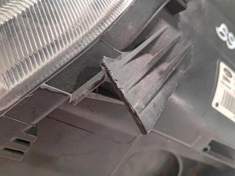 Proiettore ANT DX CV44-13W029-BE Ford KUGA II 2013