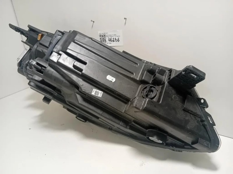 Proiettore ANT DX LV4B13E015CE Ford KUGA III 2020