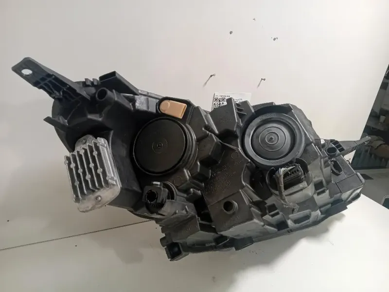 Proiettore ANT DX LV4B13E015CE Ford KUGA III 2020