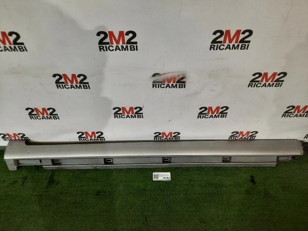 Spoiler Sottoporta SX 3AA853091CGRU Volkswagen Passat VI 2011