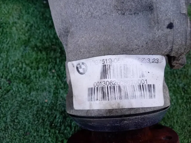 Differenziale POST 758451905 Bmw Serie 5 F10 Berlina 2012