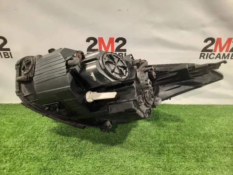 Proiettore ANT DX 92102-3Z100 Hyundai I40 CW 2015