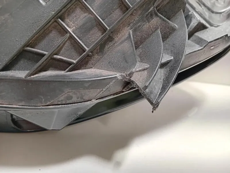 Proiettore ANT DX GX73-13W029-DJ Jaguar XE 2015