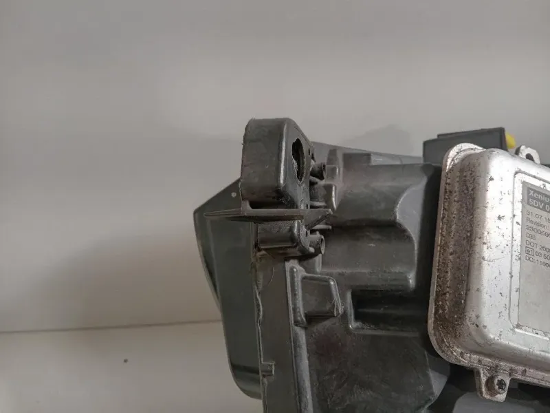 Proiettore ANT DX GX73-13W029-DE Jaguar XE 2015