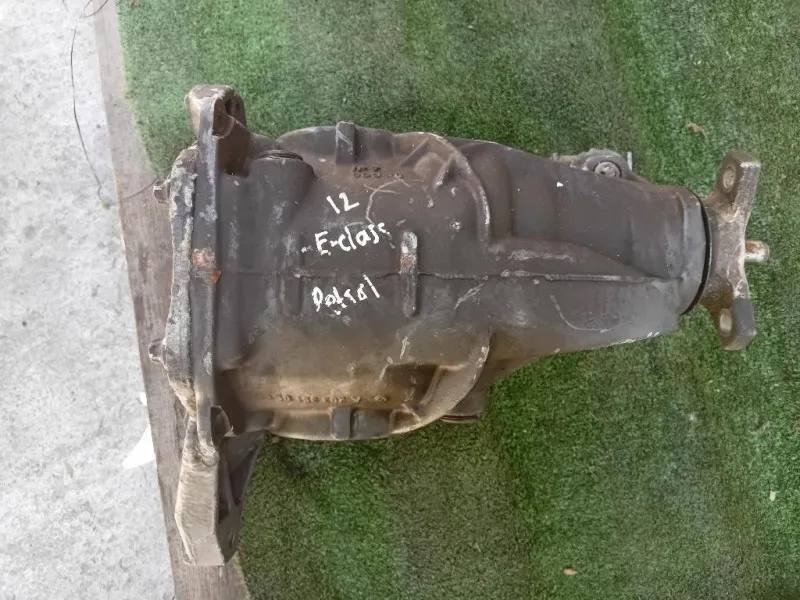 Differenziale POST A2033510605 Mercedes Classe C W204 2011