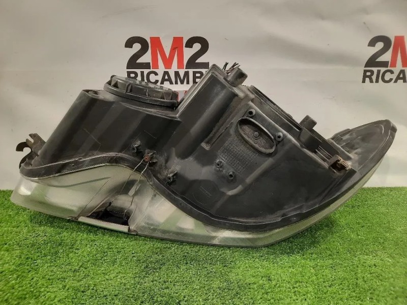 Proiettore ANT DX 8X23 13W029 AC Jaguar XF I 2008