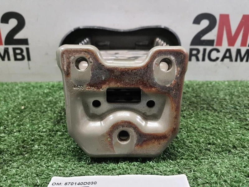 Staffa Assorbitore Traversa Paraurti ANT SX 570140D030 SX Toyota Yaris IV 2014