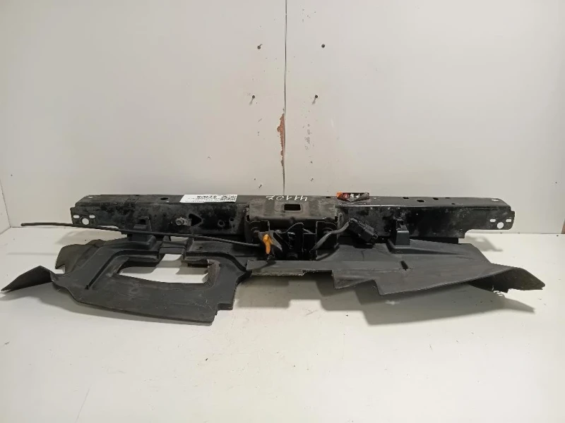 Staffa DI Supporto Serratura Cofano ANT STAFFA DI SUPPORTO SERRATURA COFANO ANT Opel Zafira C 2012