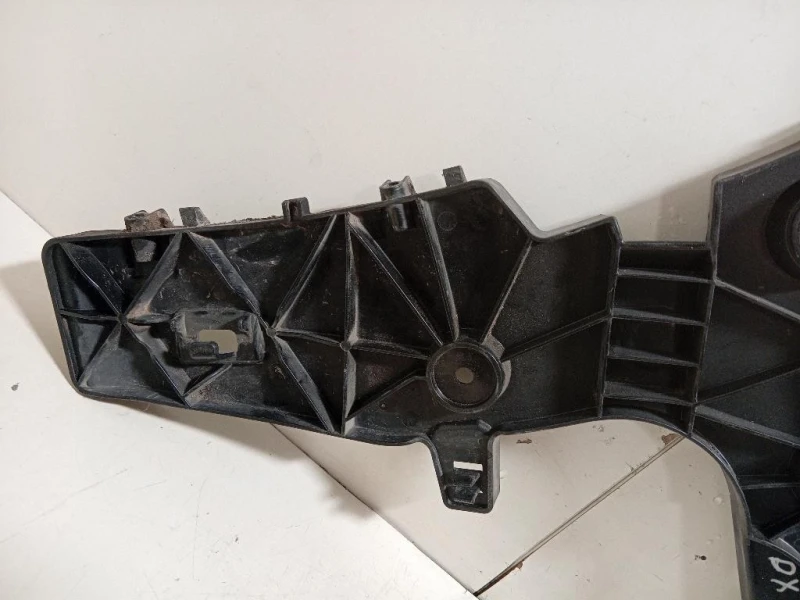 Staffa Sostegno Estparaurti POST DX 4K9 807 454 Audi A6 4GD Avant 2016