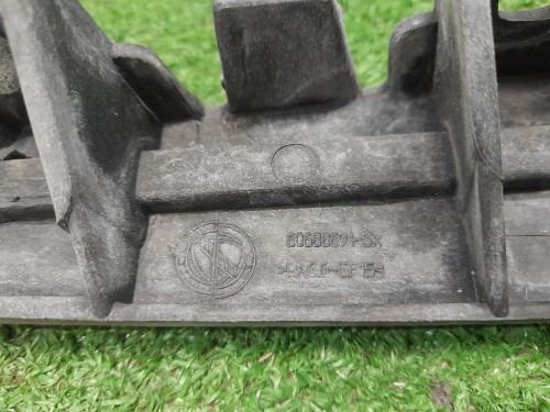 Staffa Sostegno Estparaurti POST SX