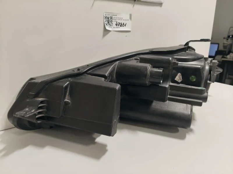 Proiettore ANT DX GX73-13W029-DE Jaguar XF I 2011