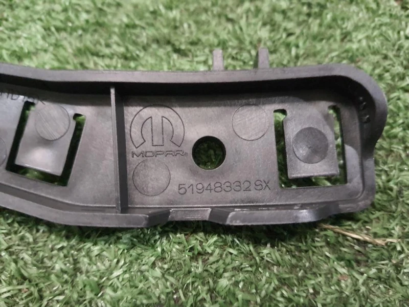 Staffa Sostegno Estparaurti POST SX 51948332 Fiat 500X 2015