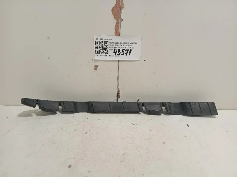 Staffa Sostegno Infparaurti POST DX A2518850263 Mercedes Classe R W251 2006