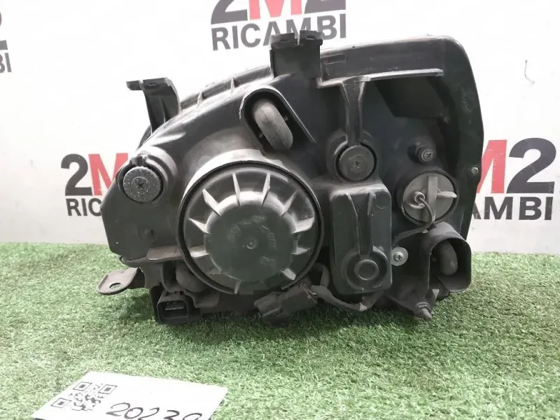 Proiettore ANT DX 0K2FA51020 Kia Carens II 2002