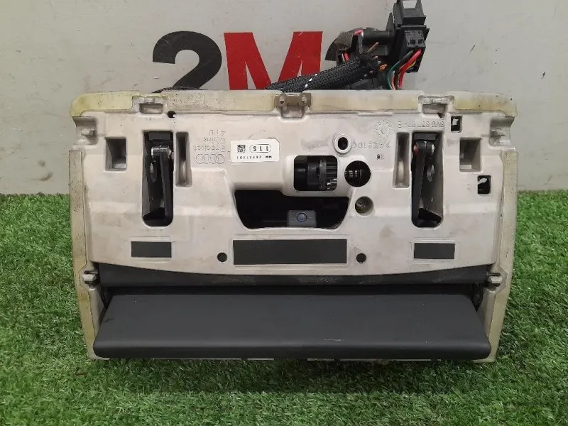 Display DI Navigazione 8V0919604C Audi A3 8VA Sportback 2012