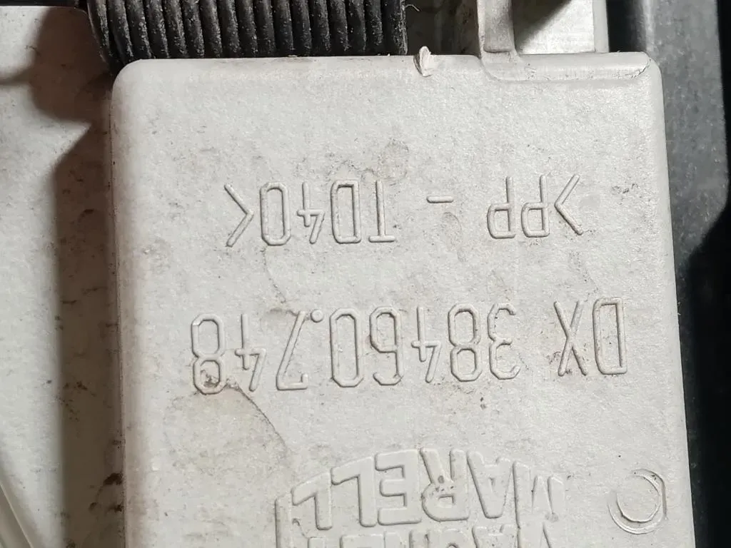 Proiettore ANT DX 46543940 ANT DX Lancia Lybra 2000